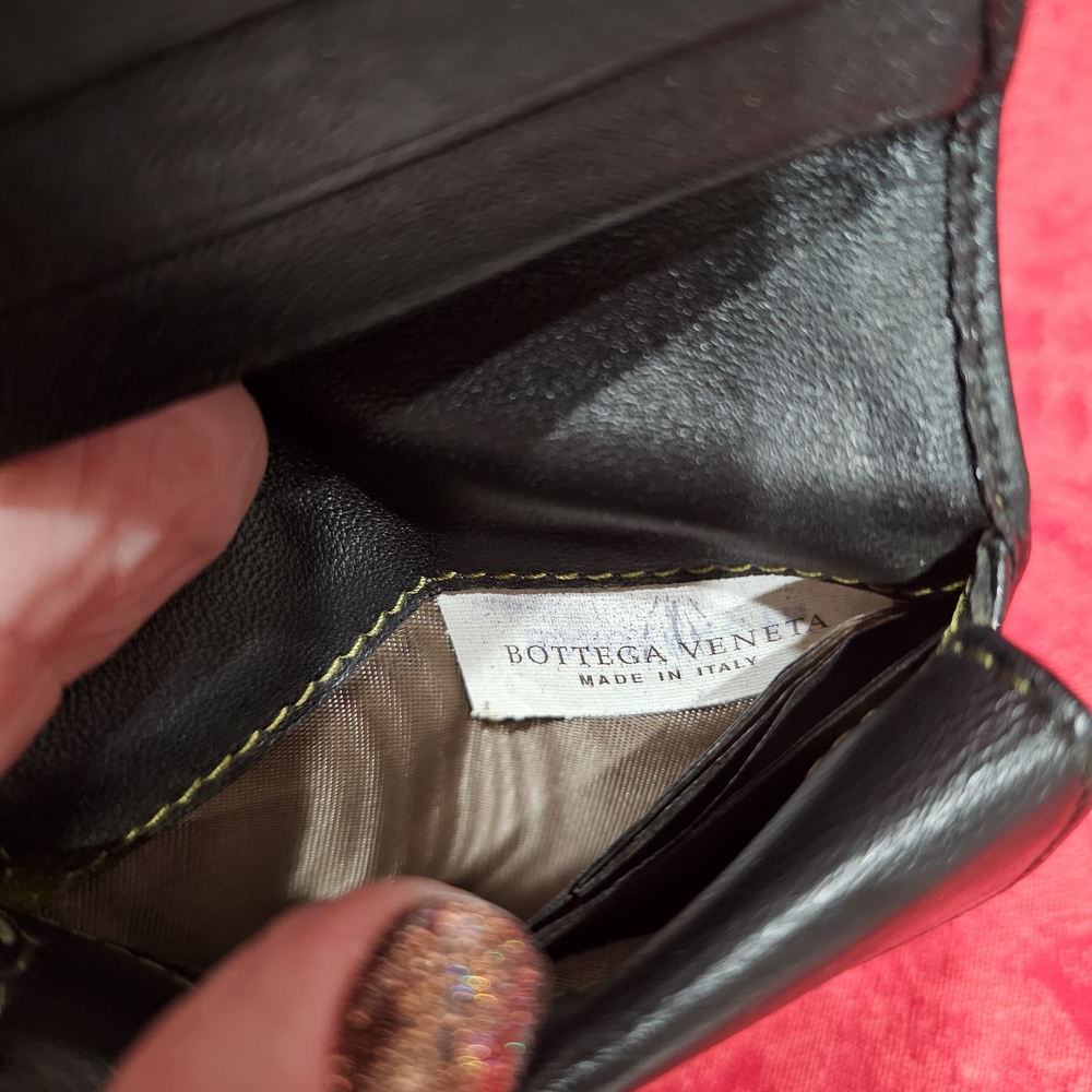 Bottega Veneta Black Leather Small Snap Wallet - Picture 11 of 12